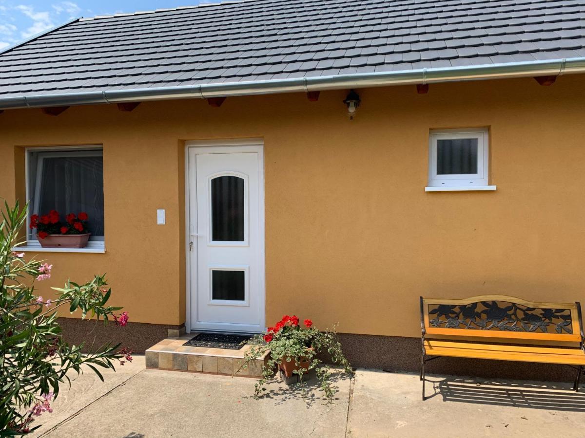 Dalia Apartman Gyoemro 외부 사진